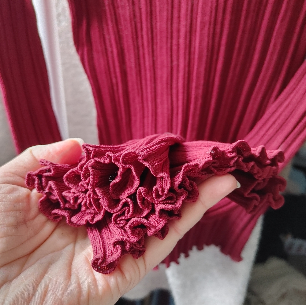 Red Ribbed Long Sleeve Top - Picture 2 of 7